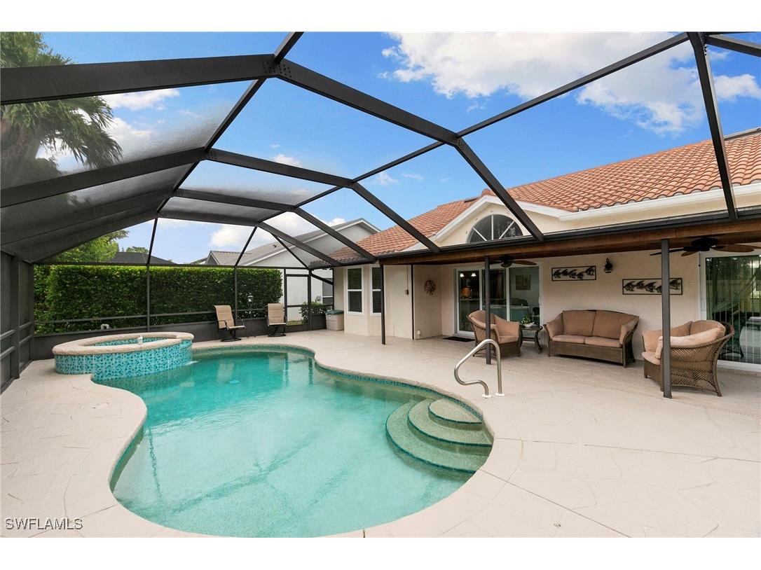 161 Saint James Way Naples FL 34104 225073611 image1