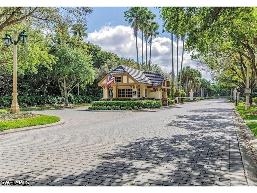 1610 Clermont Drive #104 Naples FL 34109 226005635 image33
