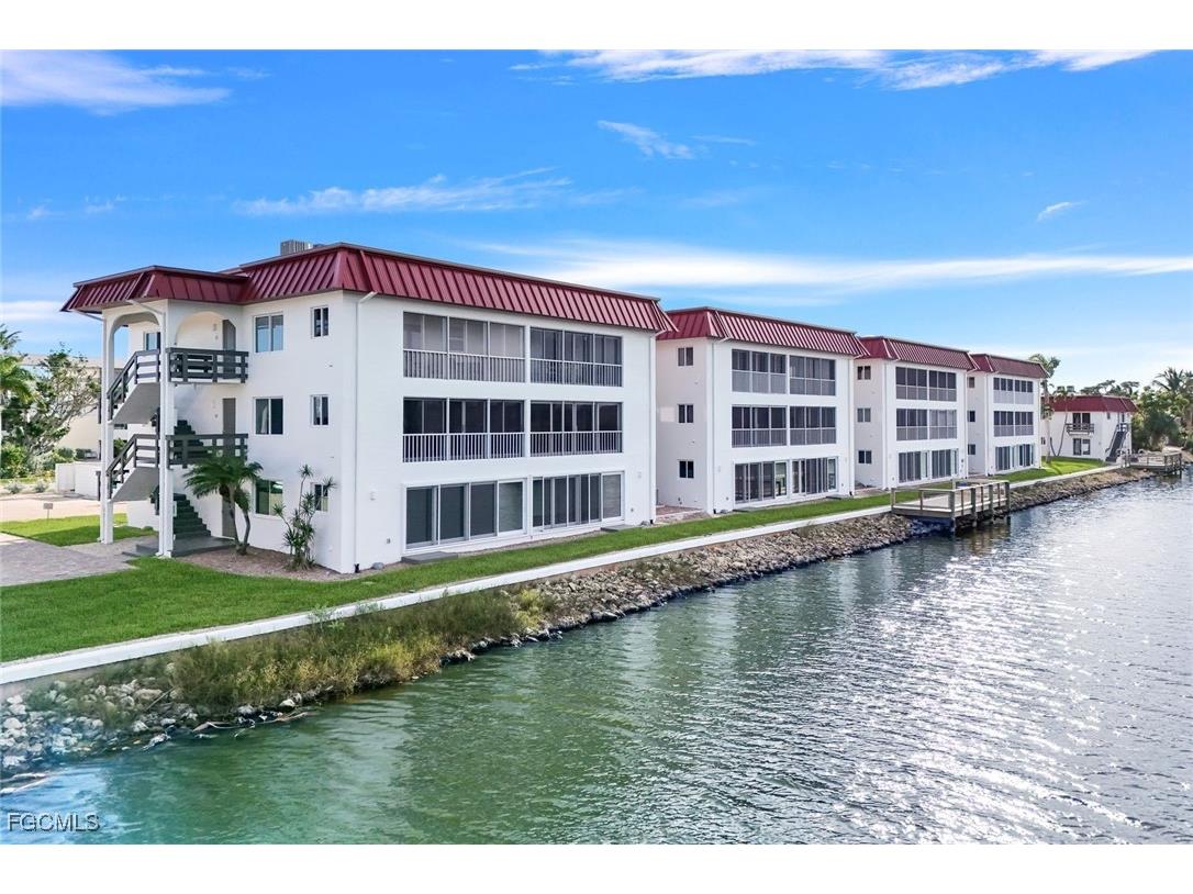 1610 Middle Gulf Drive #B3 Sanibel FL 33957 2025019769 image1