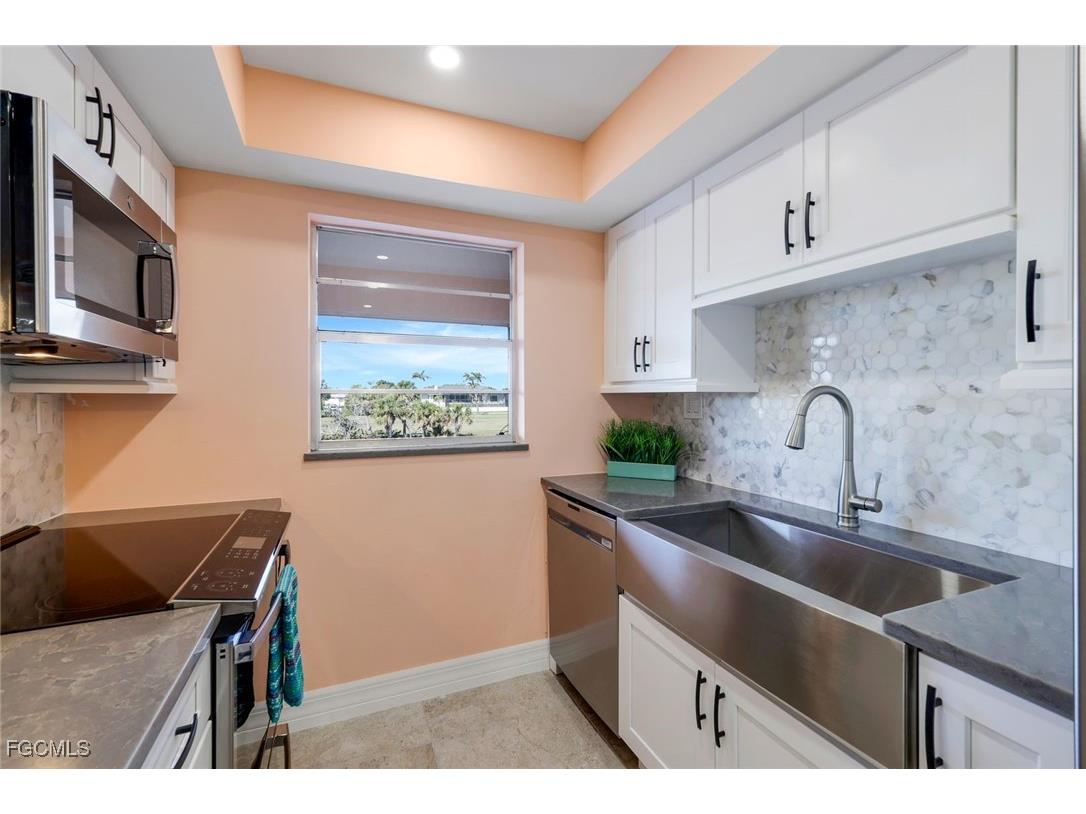 1610 Middle Gulf Drive #B3 Sanibel FL 33957 2025019769 image13