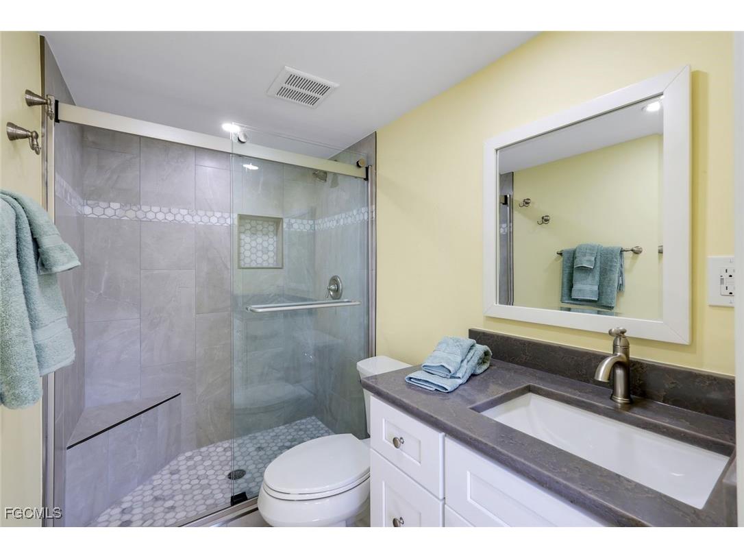 1610 Middle Gulf Drive #B3 Sanibel FL 33957 2025019769 image20