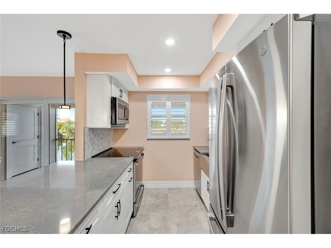 1610 Middle Gulf Drive #B3 Sanibel FL 33957 2025019769 image32