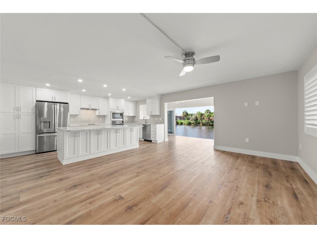 1610 Middle Gulf Drive #C2 Sanibel FL 33957 2025019809 image1