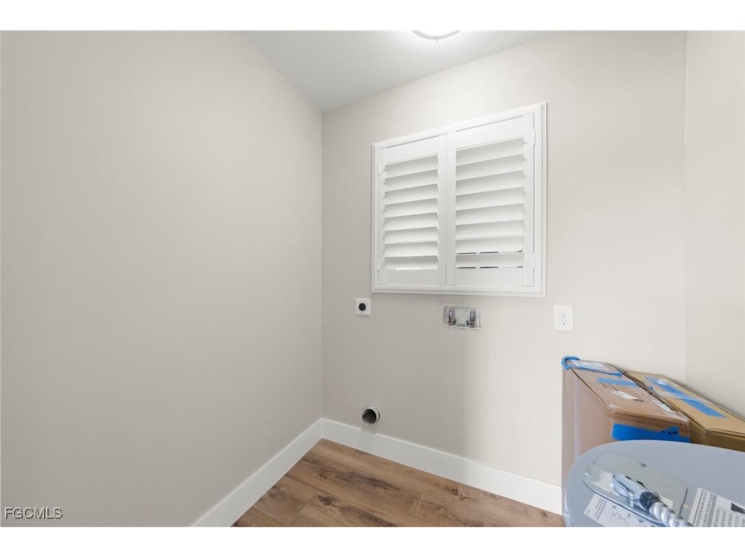 1610 Middle Gulf Drive #C2 Sanibel FL 33957 2025019809 image25