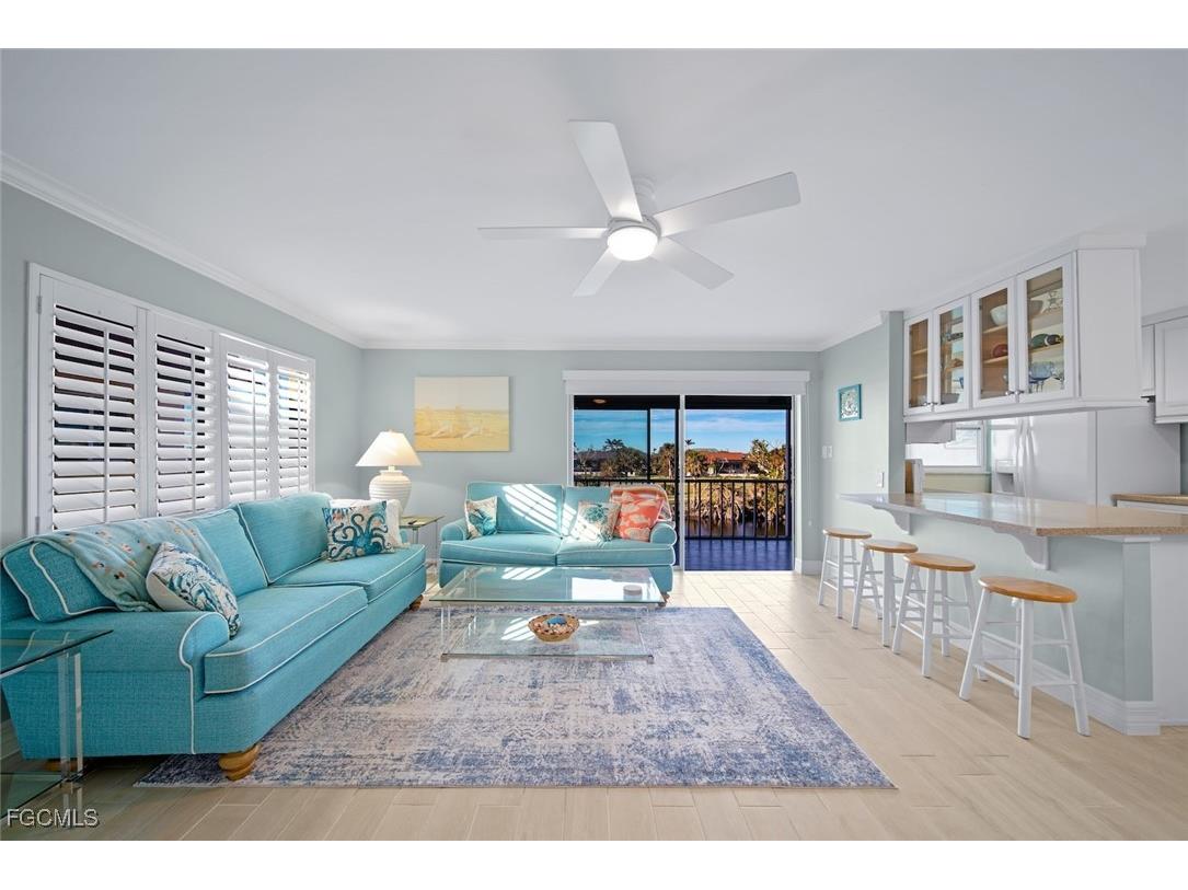 1610 Middle Gulf Drive #D5 Sanibel FL 33957 2025019796 image1