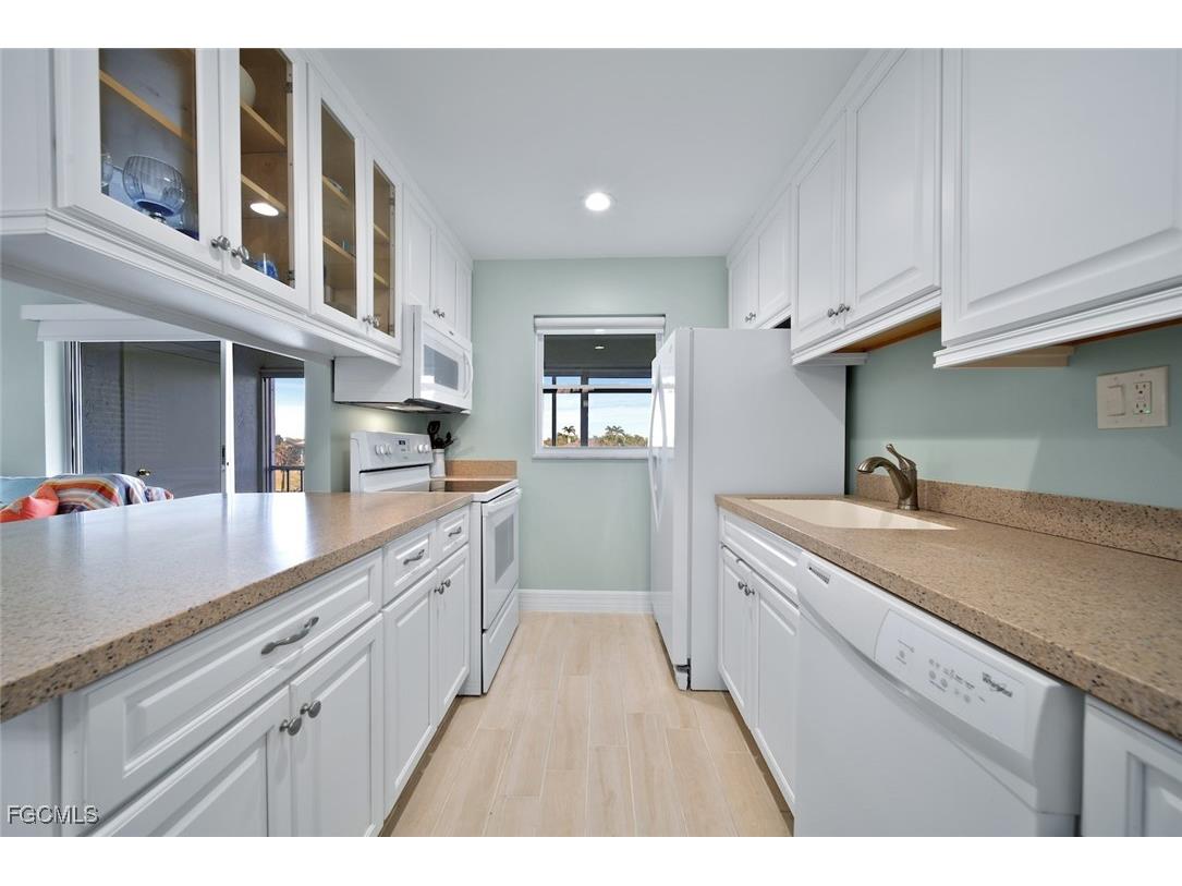 1610 Middle Gulf Drive #D5 Sanibel FL 33957 2025019796 image19