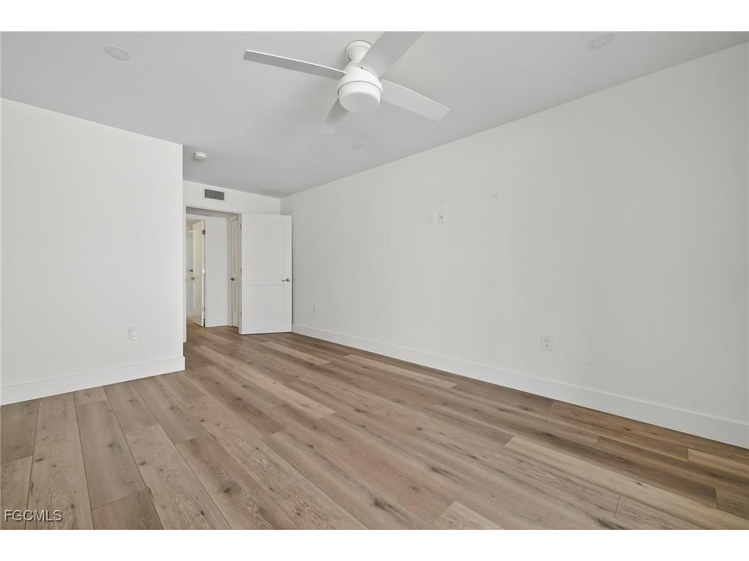 1610 Middle Gulf Drive #F2 Sanibel FL 33957 2025017336 image19