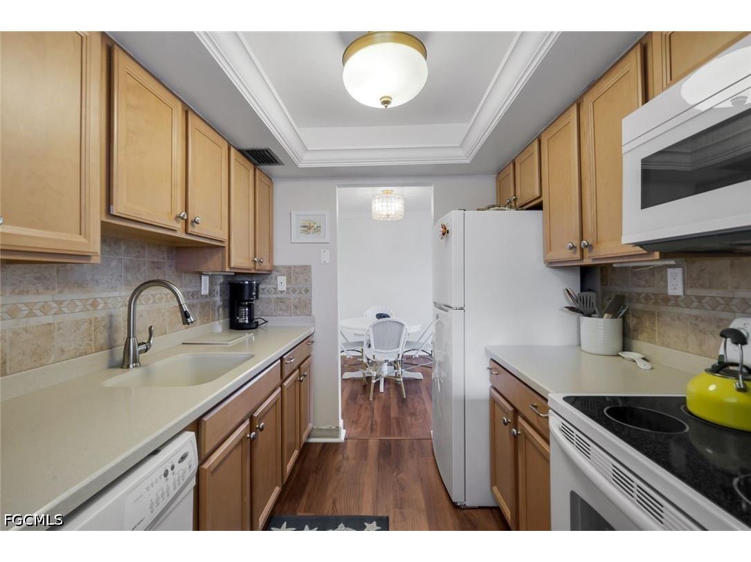 1610 Middle Gulf Drive #F5 Sanibel FL 33957 2026020494 image10