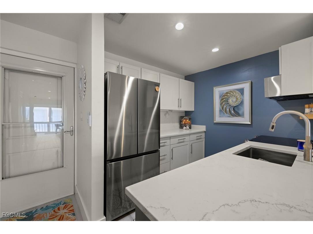 1610 Middle Gulf Drive #F7 Sanibel FL 33957 2025014199 image10