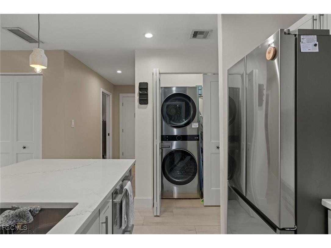 1610 Middle Gulf Drive #F7 Sanibel FL 33957 2025014199 image12