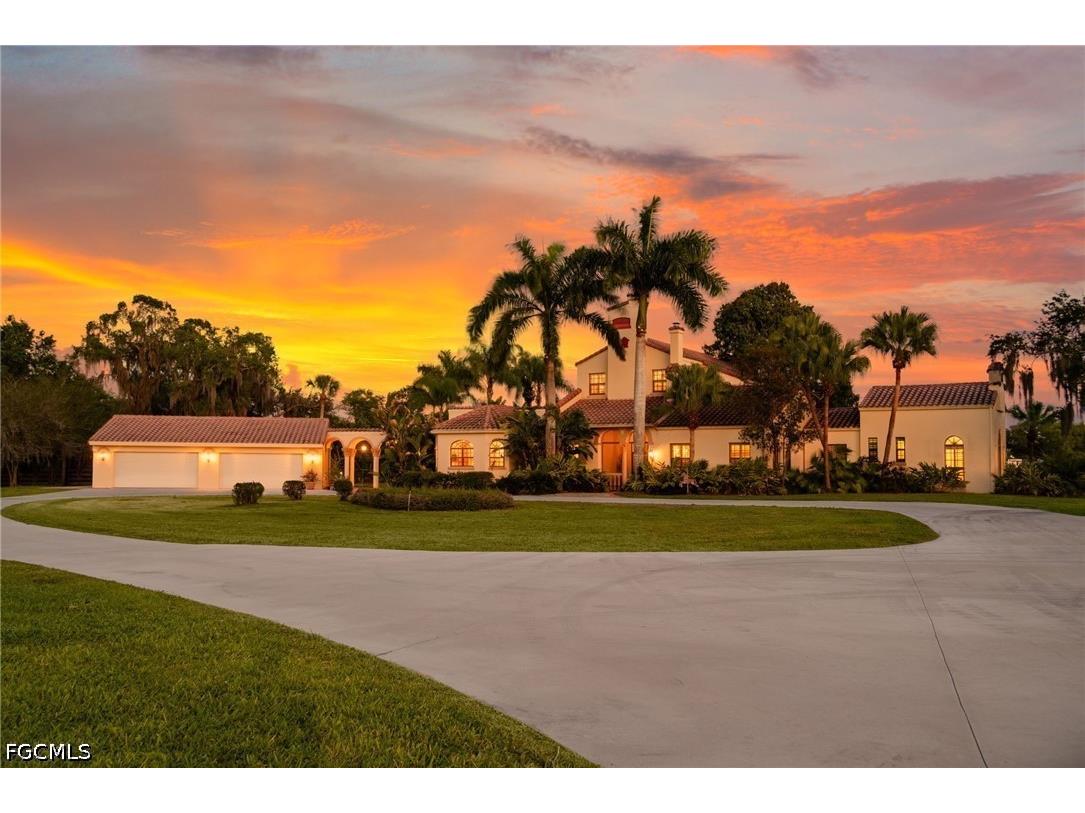 16100 N River Road Alva FL 33920 2026015078 image1