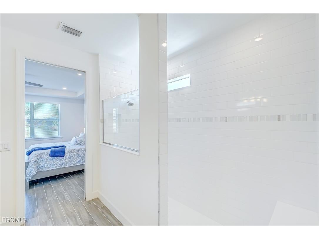 16105 Lakeland Drive Punta Gorda FL 33982 2025018007 image10