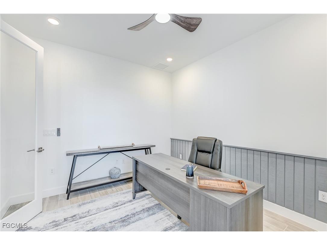 16105 Lakeland Drive Punta Gorda FL 33982 2025018007 image21