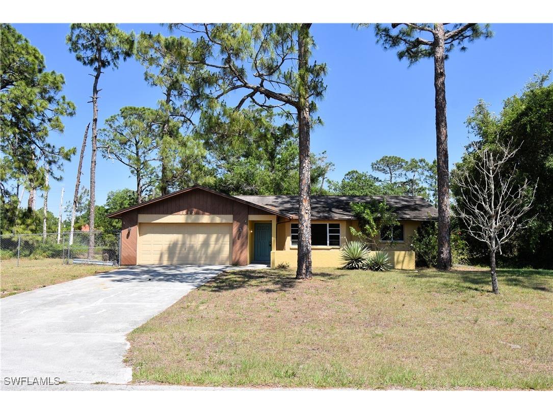 1612 Clayton Avenue Lehigh Acres FL 33936 225037488 image1
