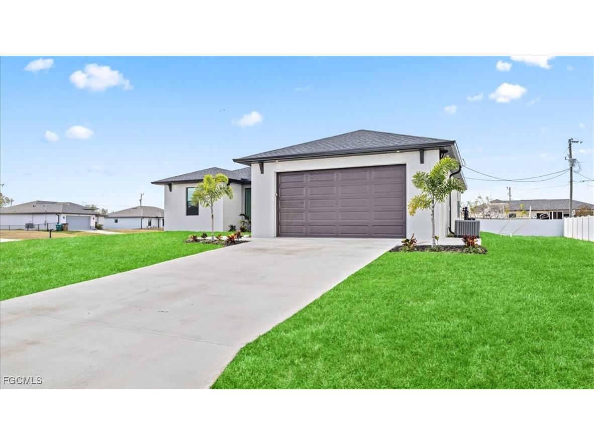 1612 NE 6th Place Cape Coral FL 33909 2026000563 image4