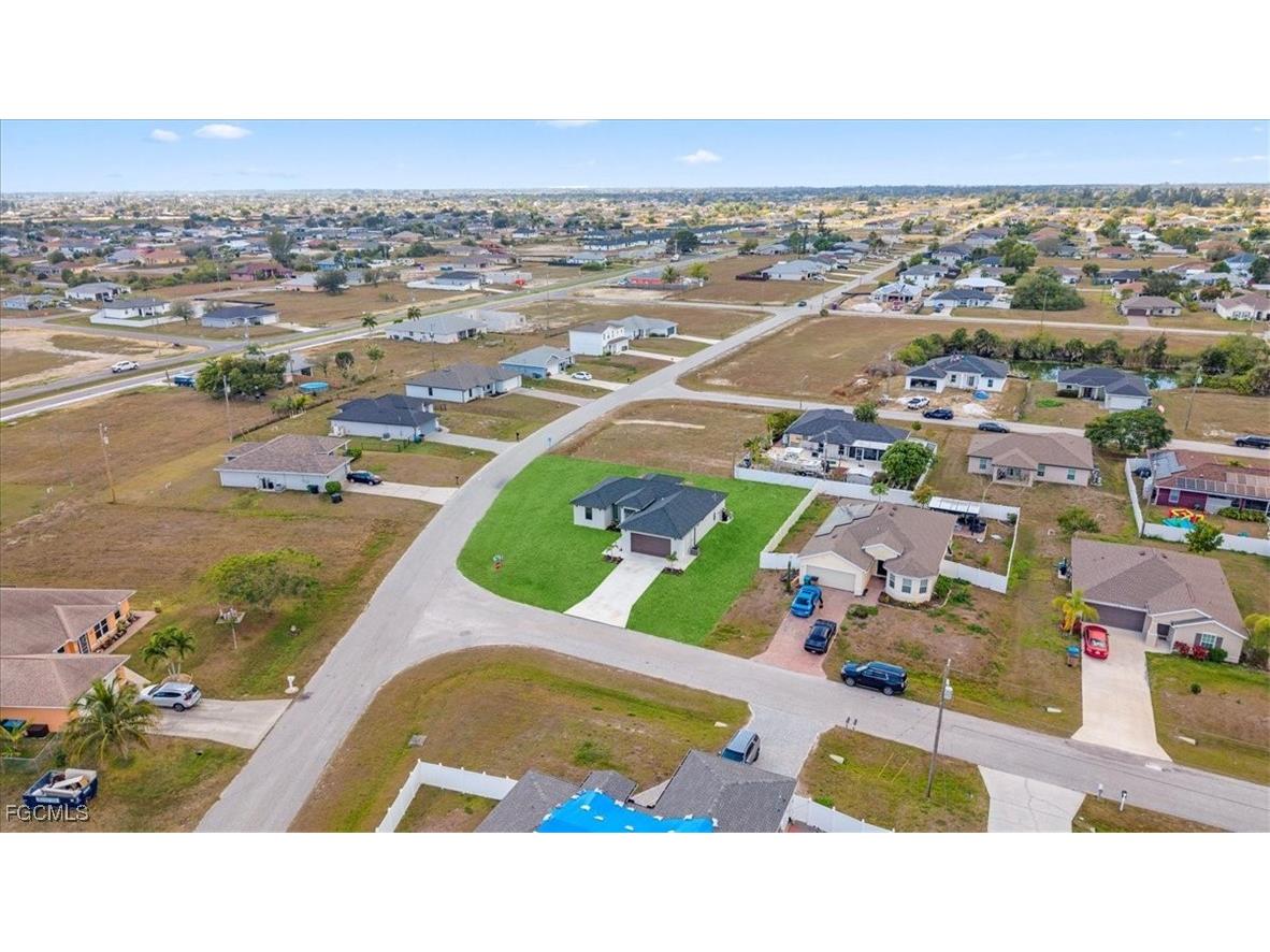 1612 NE 6th Place Cape Coral FL 33909 2026000563 image40