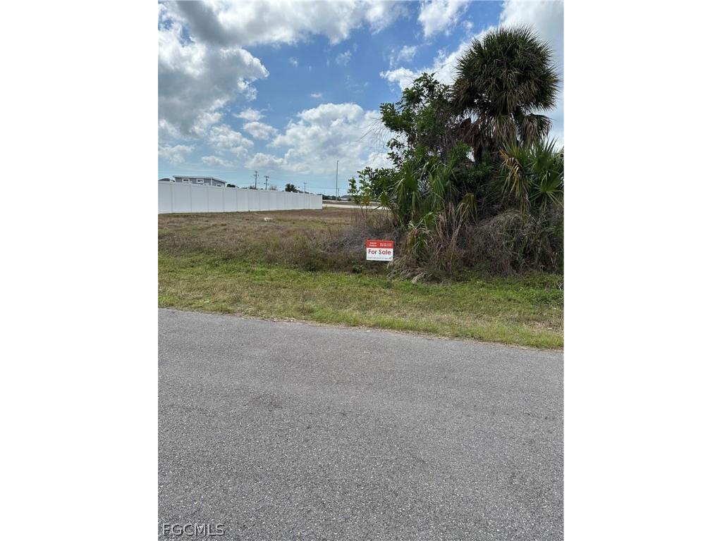 1612 NW 31st Place Cape Coral FL 33993 2026012090 image2
