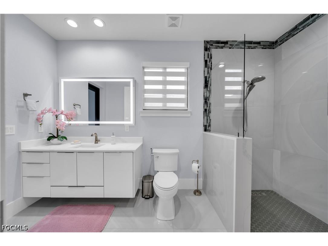 1612 NW 37th Avenue Cape Coral FL 33993 2026023475 image25