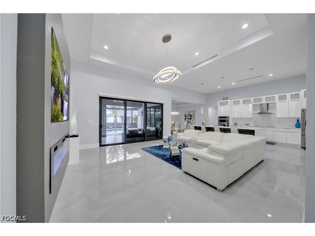 1612 NW 37th Avenue Cape Coral FL 33993 2026023475 image6