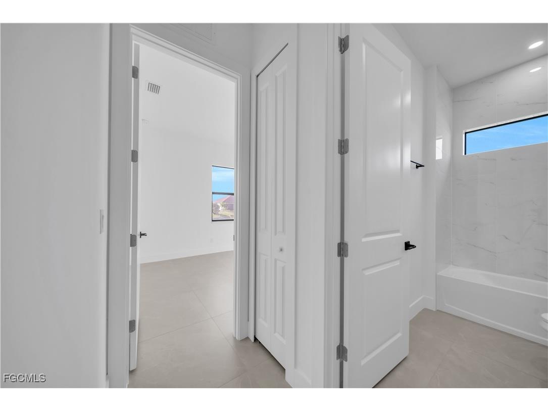 1612 NW 9th Avenue Cape Coral FL 33993 2025018803 image19