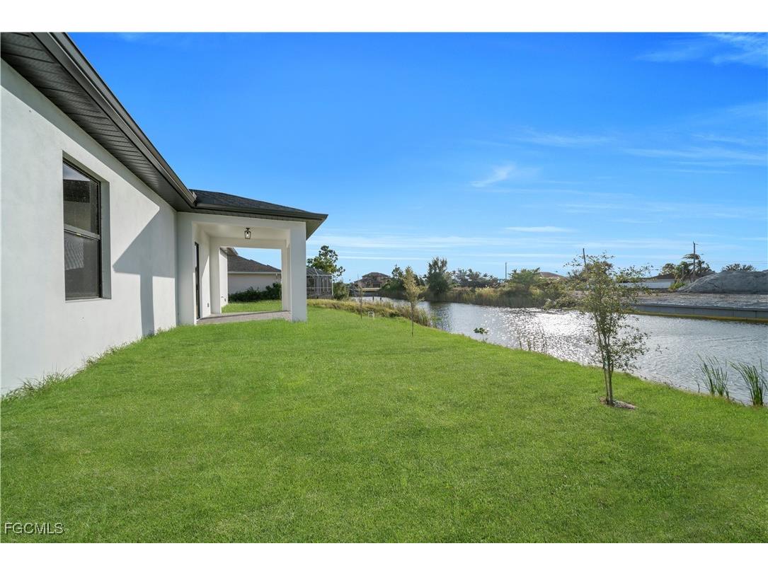 1612 NW 9th Avenue Cape Coral FL 33993 2025018803 image37
