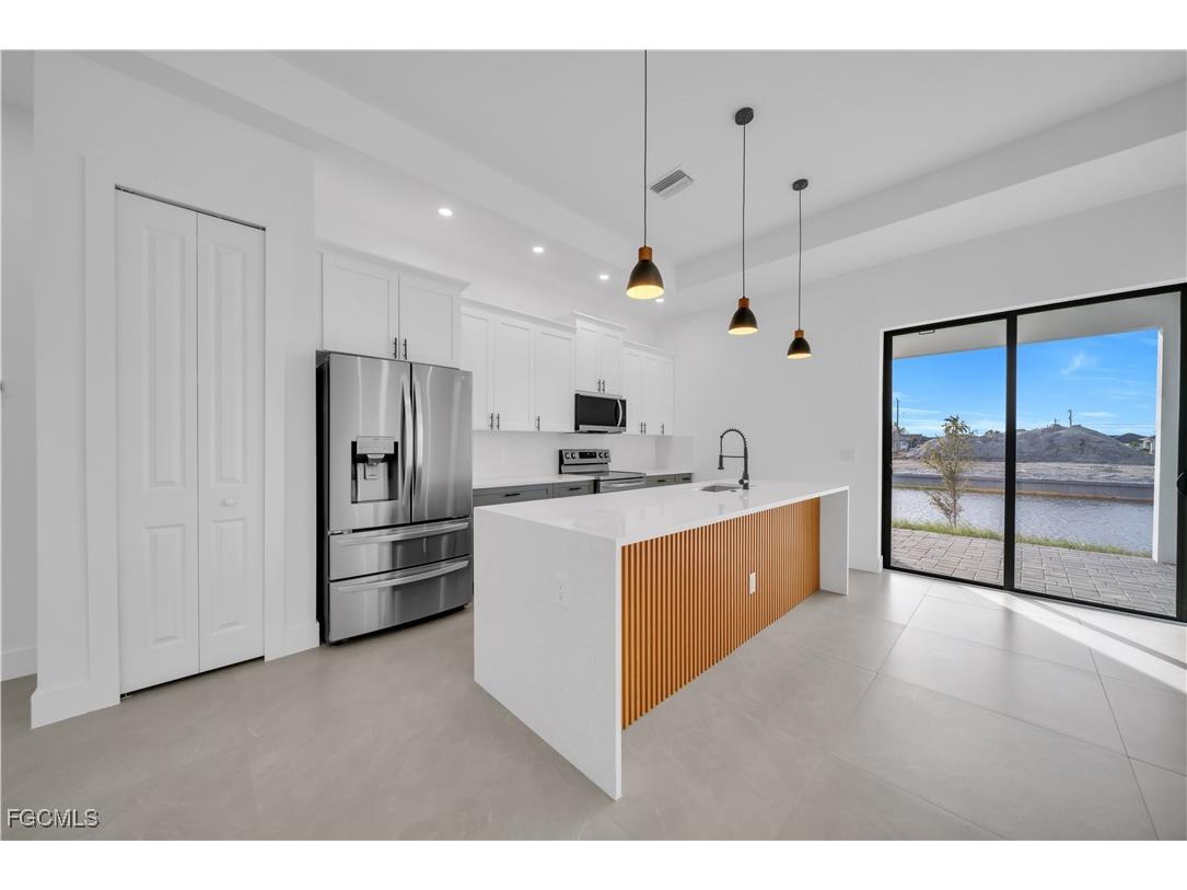 1612 NW 9th Avenue Cape Coral FL 33993 2025019116 image12