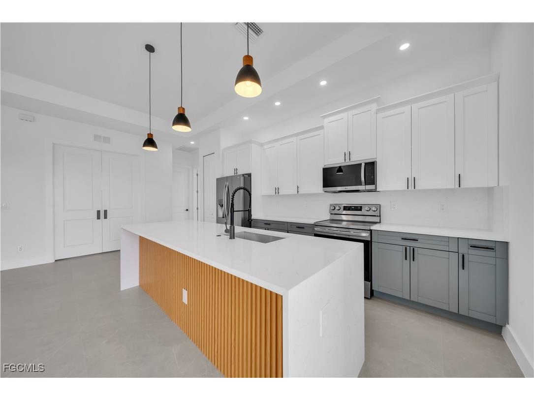 1612 NW 9th Avenue Cape Coral FL 33993 2025019116 image15