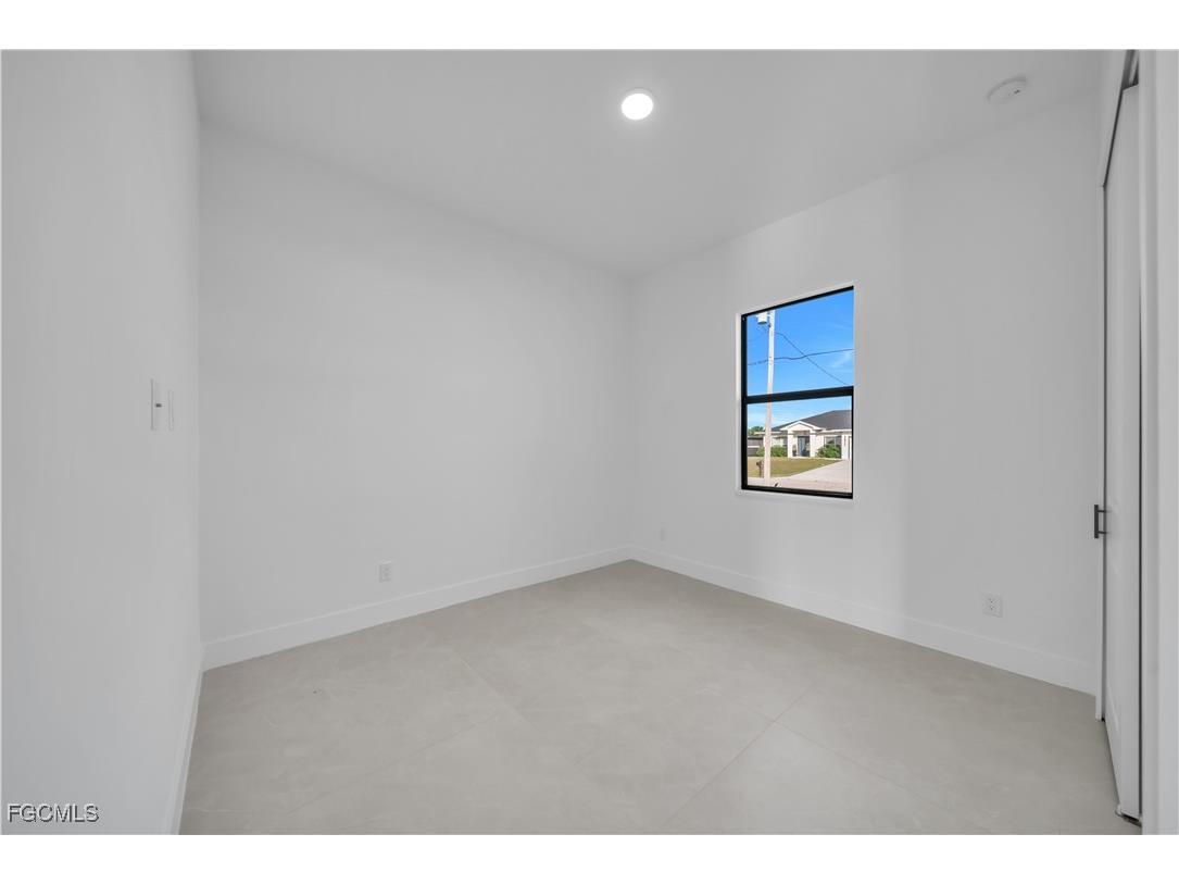 1612 NW 9th Avenue Cape Coral FL 33993 2025019116 image17