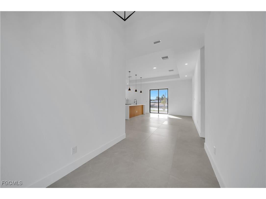 1612 NW 9th Avenue Cape Coral FL 33993 2025019116 image9