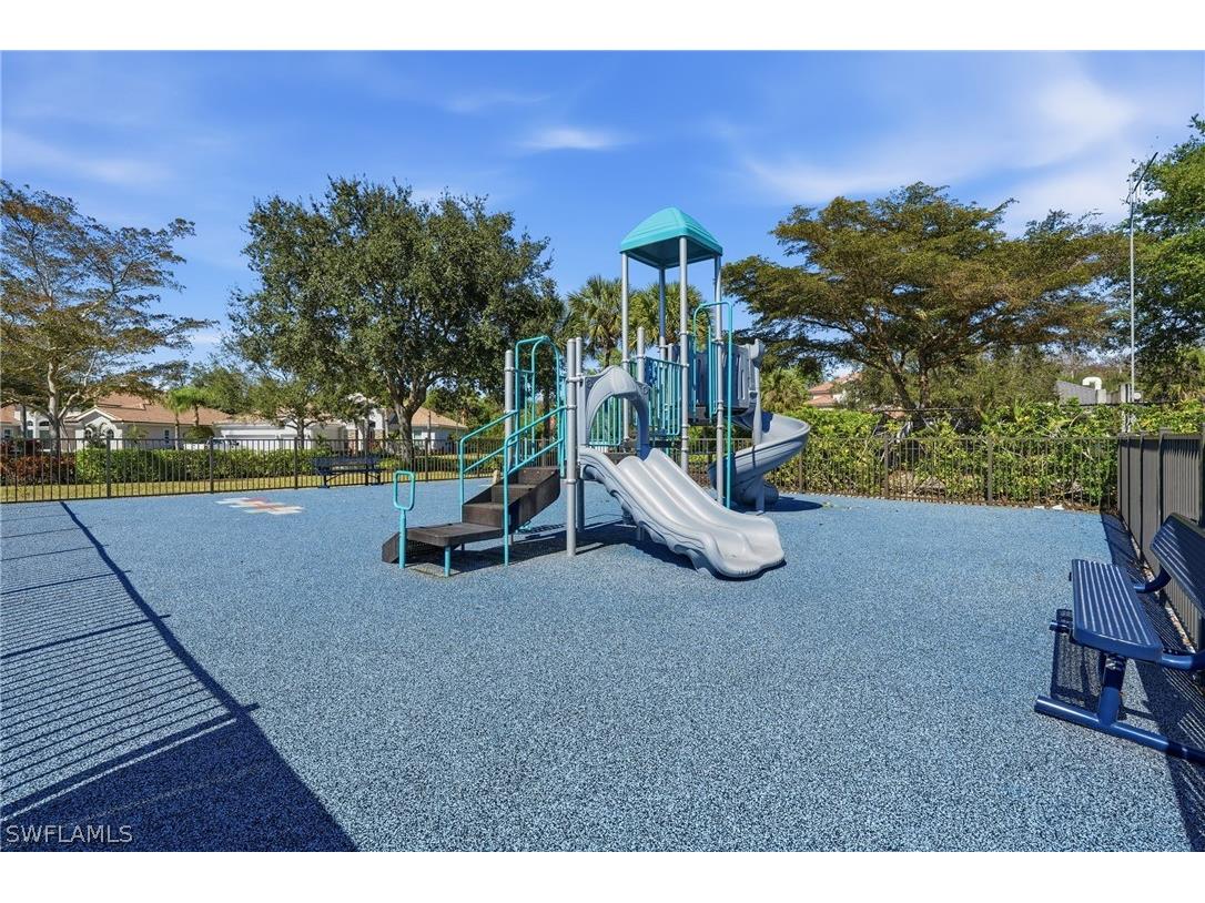 16129 Parque Lane Naples FL 34110 226008002 image35