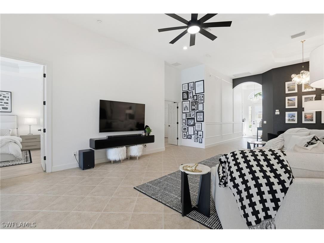 16129 Parque Lane Naples FL 34110 226008002 image6