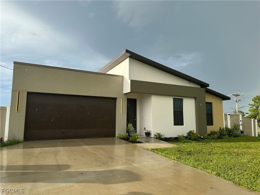 1613 N Gator Circle Cape Coral FL 33909 2026013082 image1