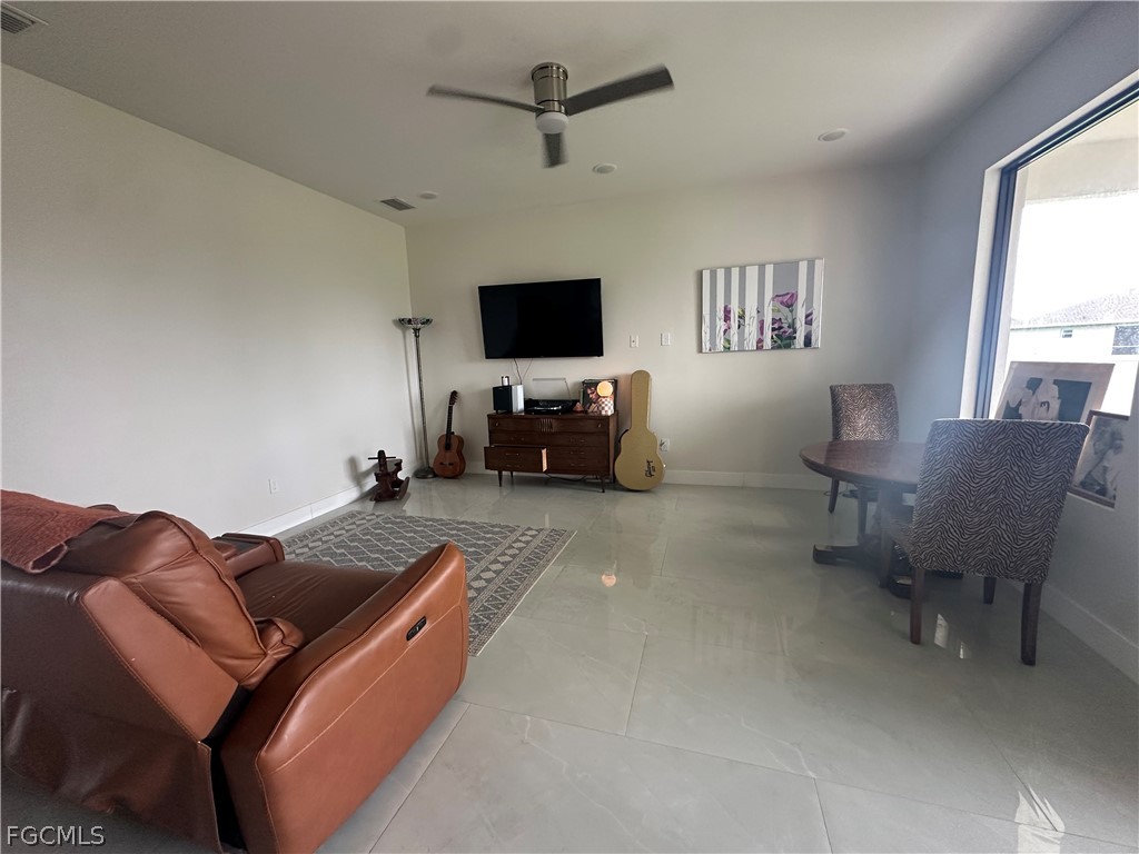 1613 N Gator Circle Cape Coral FL 33909 2026013082 image6