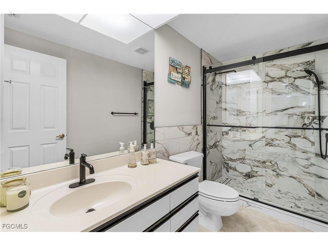 1614 Beach Parkway #102 Cape Coral FL 33904 2025010944 image14