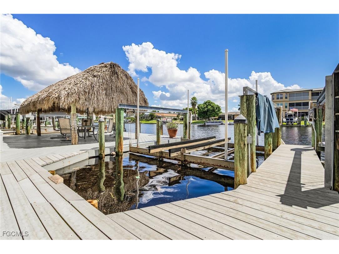 1614 Beach Parkway #102 Cape Coral FL 33904 2025010944 image28