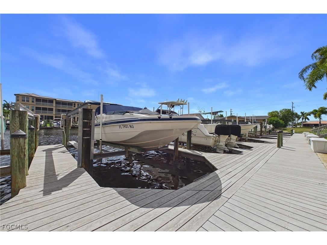 1614 Beach Parkway #103 Cape Coral FL 33904 2026010933 image1