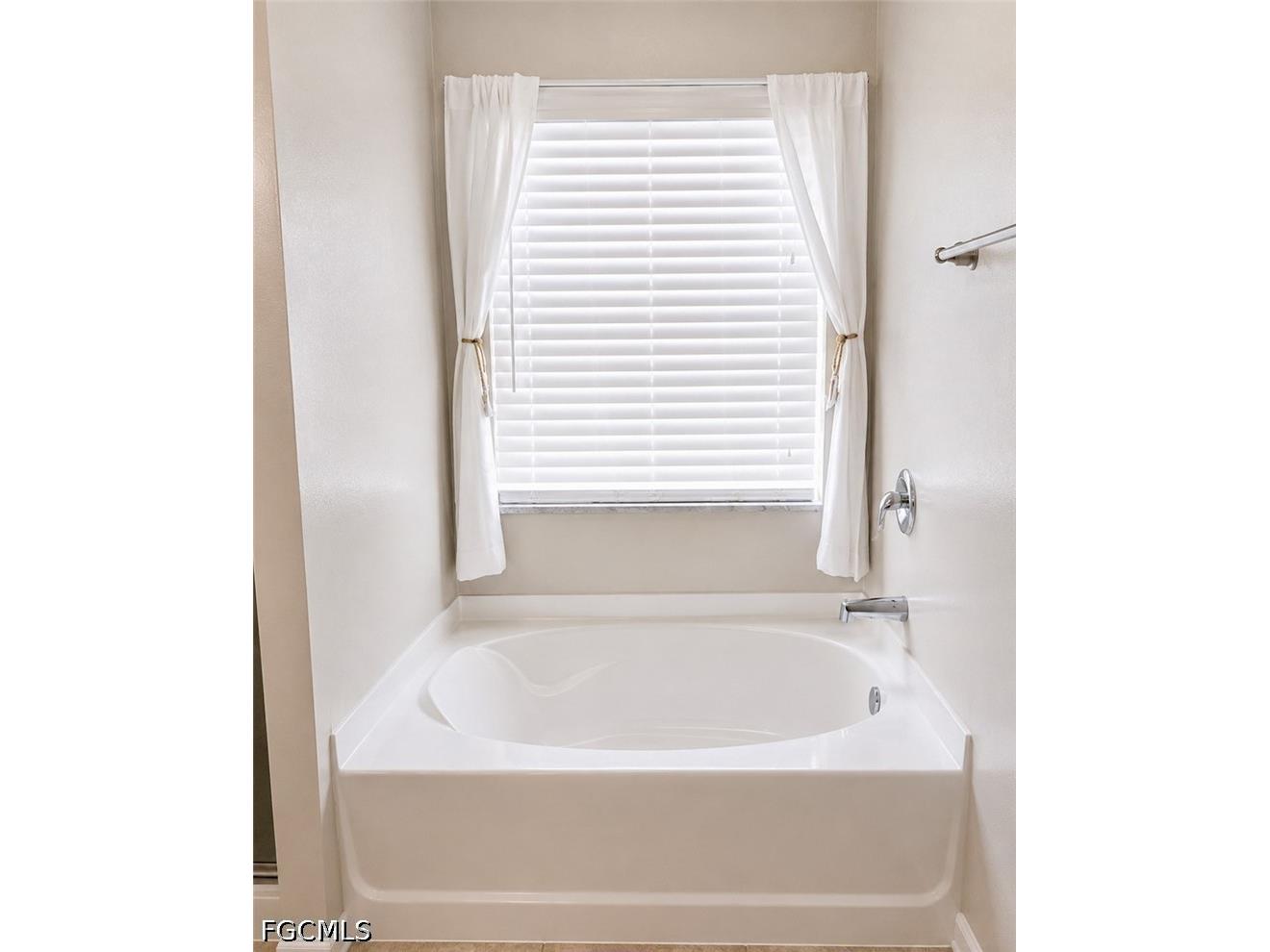 1614 SW 22nd Terrace Cape Coral FL 33991 2026026789 image8