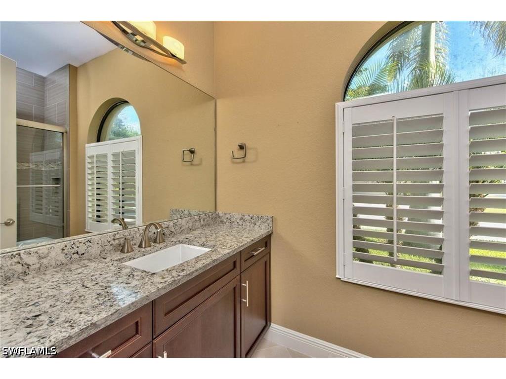 1614 Serrano Circle Naples FL 34105 226015254 image20