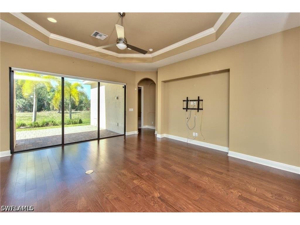 1614 Serrano Circle Naples FL 34105 226015254 image4