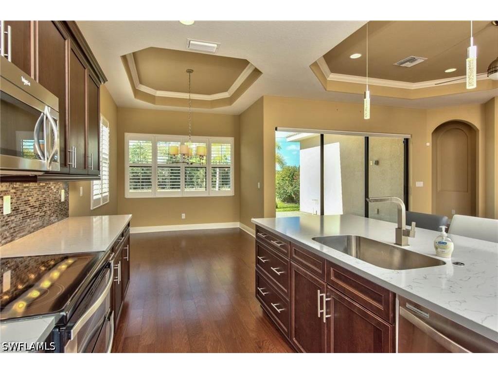 1614 Serrano Circle Naples FL 34105 226015254 image7