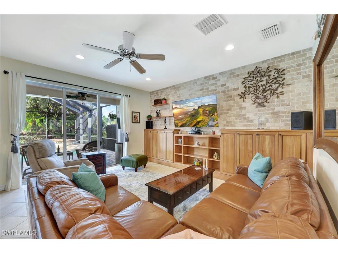1614 Triangle Palm Terrace Naples FL 34119 225085109 image12