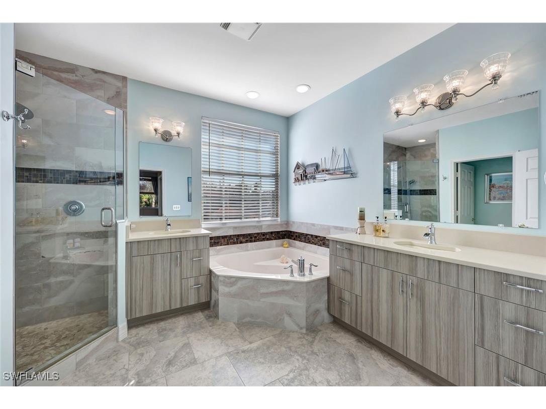 1614 Triangle Palm Terrace Naples FL 34119 225085109 image15