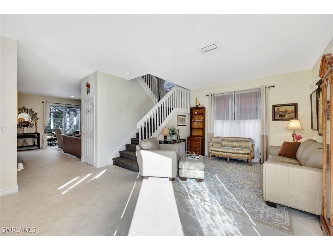1614 Triangle Palm Terrace Naples FL 34119 225085109 image4