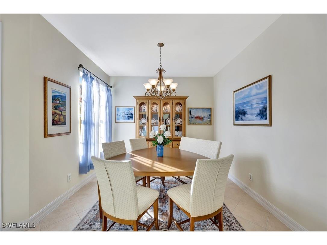 1614 Triangle Palm Terrace Naples FL 34119 225085109 image5