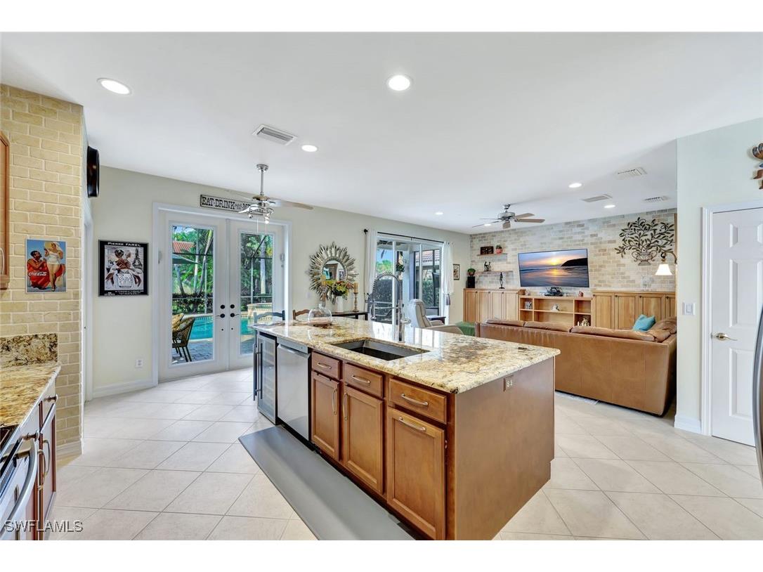 1614 Triangle Palm Terrace Naples FL 34119 225085109 image8