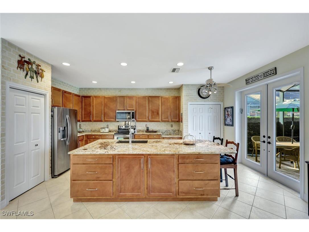 1614 Triangle Palm Terrace Naples FL 34119 225085109 image9