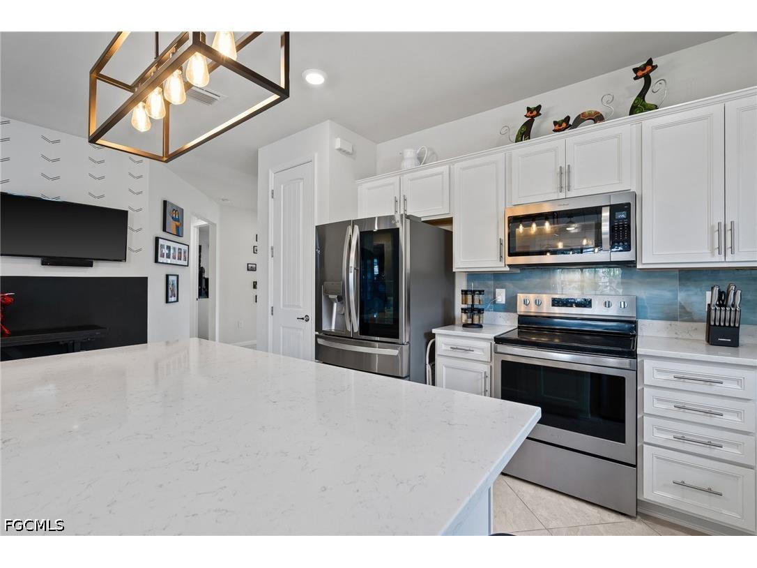 16141 Palmetto Prairie Drive Alva FL 33920 2026024241 image6