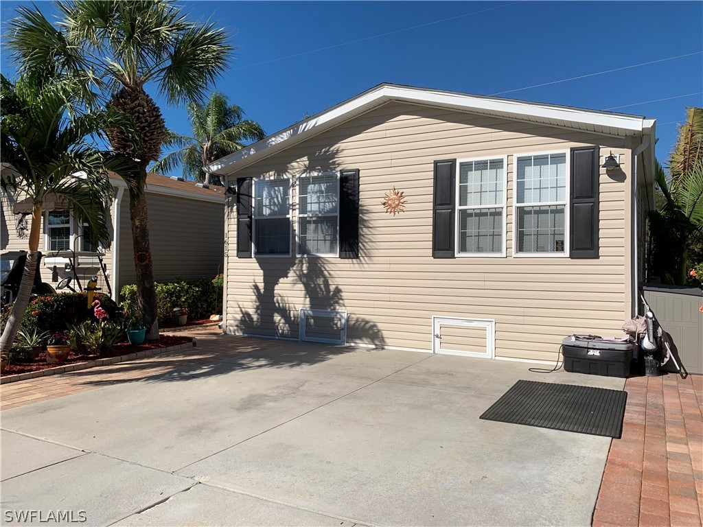 1615 Diamond Lake Circle Naples FL 34114 223002838 image1