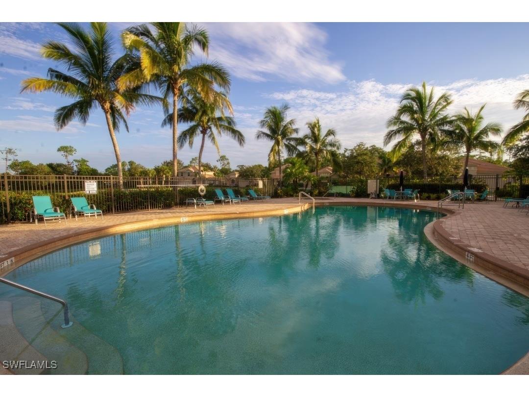 16152 Parque Lane Naples FL 34110 224064554 image40