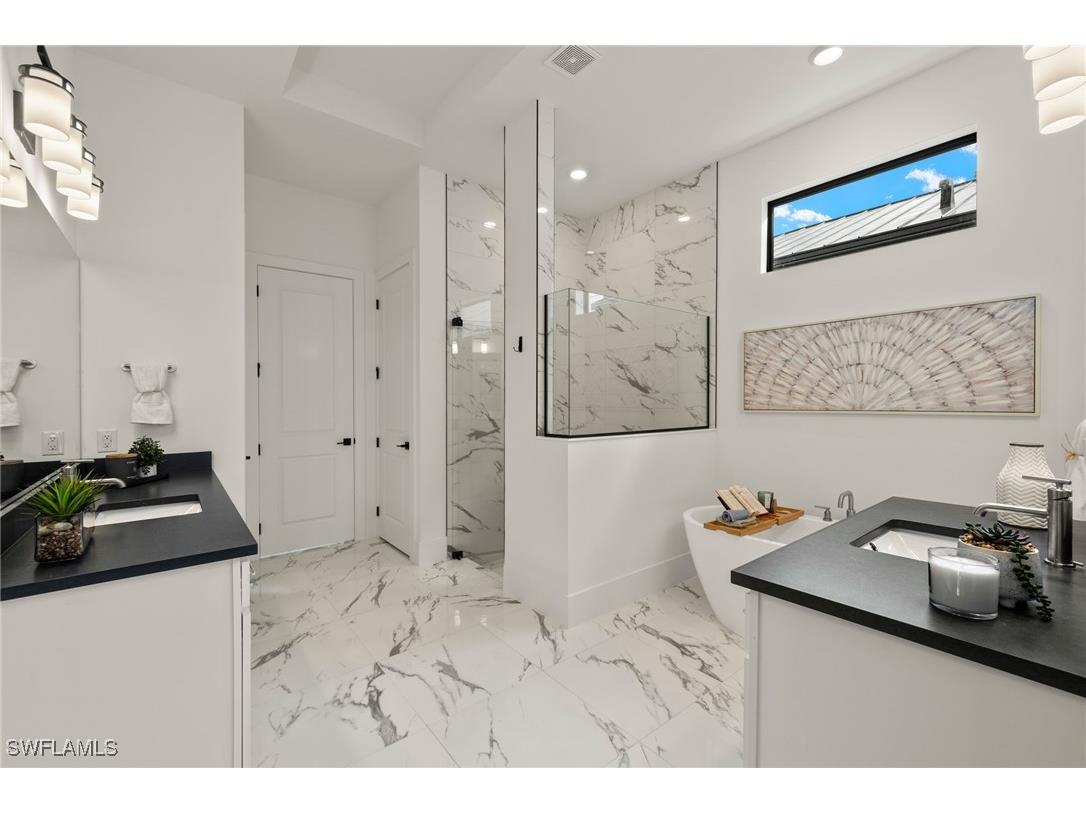 16153 Verilyn Circle Naples FL 34110 225018384 image24